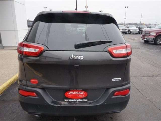 2017 Jeep Cherokee Latitude 4dr SUV